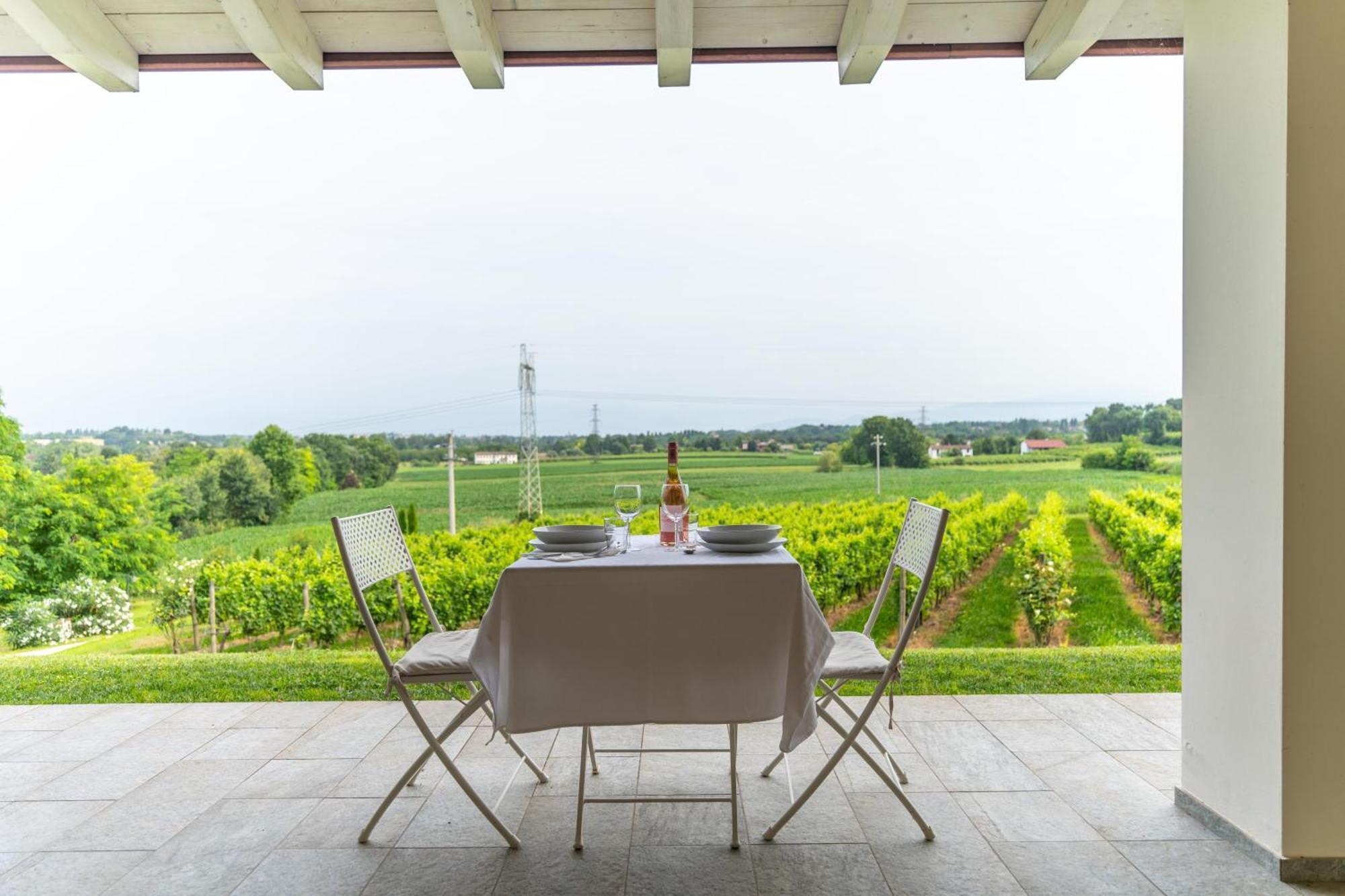 Agriturismo Colle Dei Pivi 庞蒂索明西奥 外观 照片