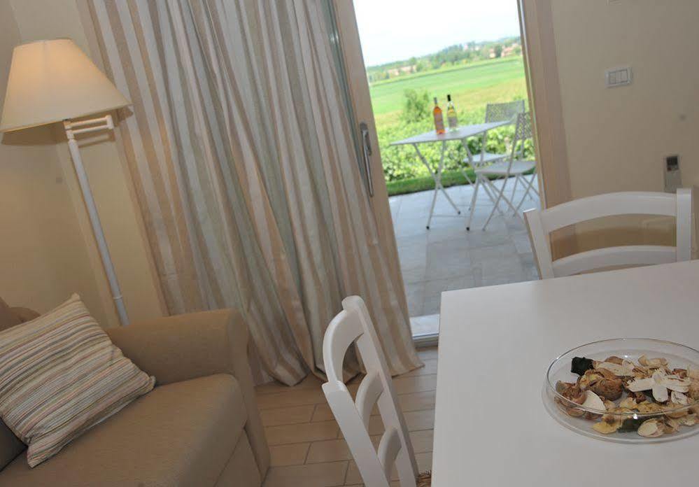 Agriturismo Colle Dei Pivi 庞蒂索明西奥 外观 照片