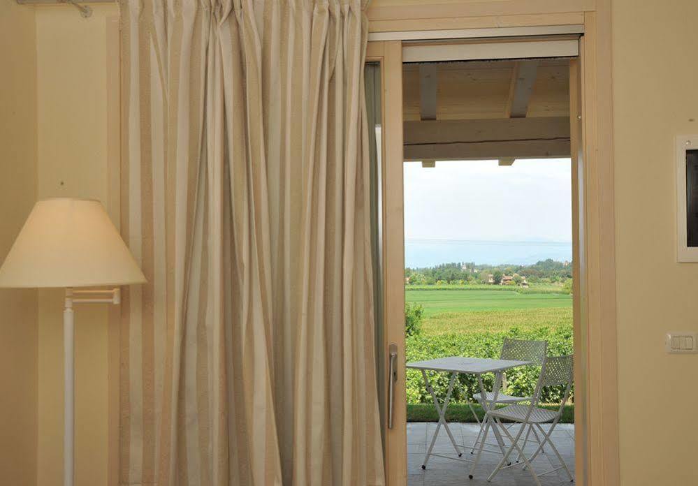 Agriturismo Colle Dei Pivi 庞蒂索明西奥 外观 照片